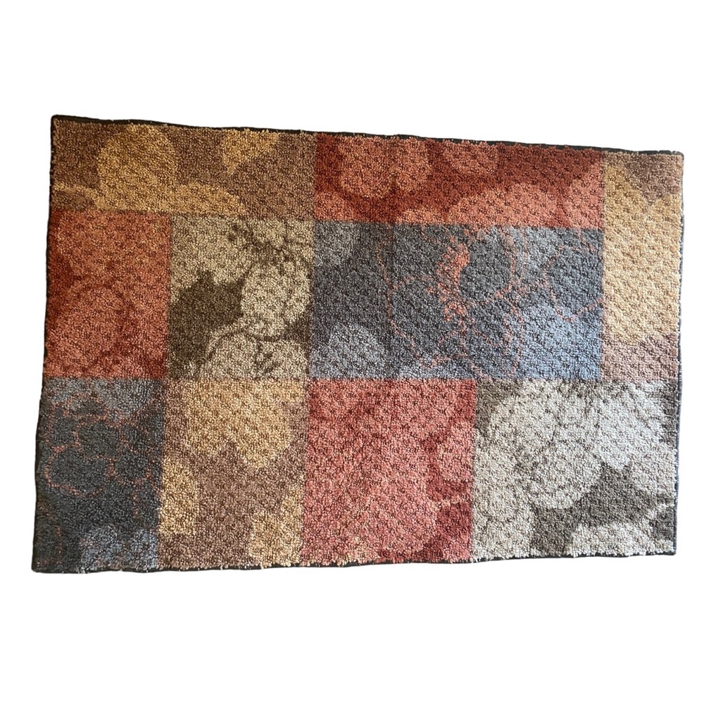 Multicolor square print floral print rectangle rug size 30x45inches